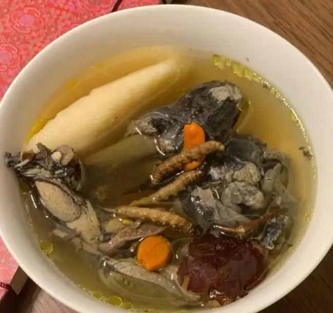 冬蟲(chóng)夏草和哪些食材可以一起煲湯？