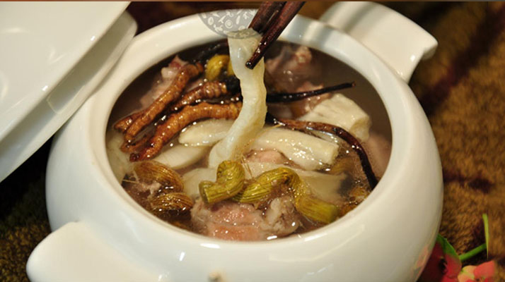 川貝冬蟲夏草雪梨怎么燉？潤(rùn)肺滋補(bǔ)的詳細(xì)做法與竅門